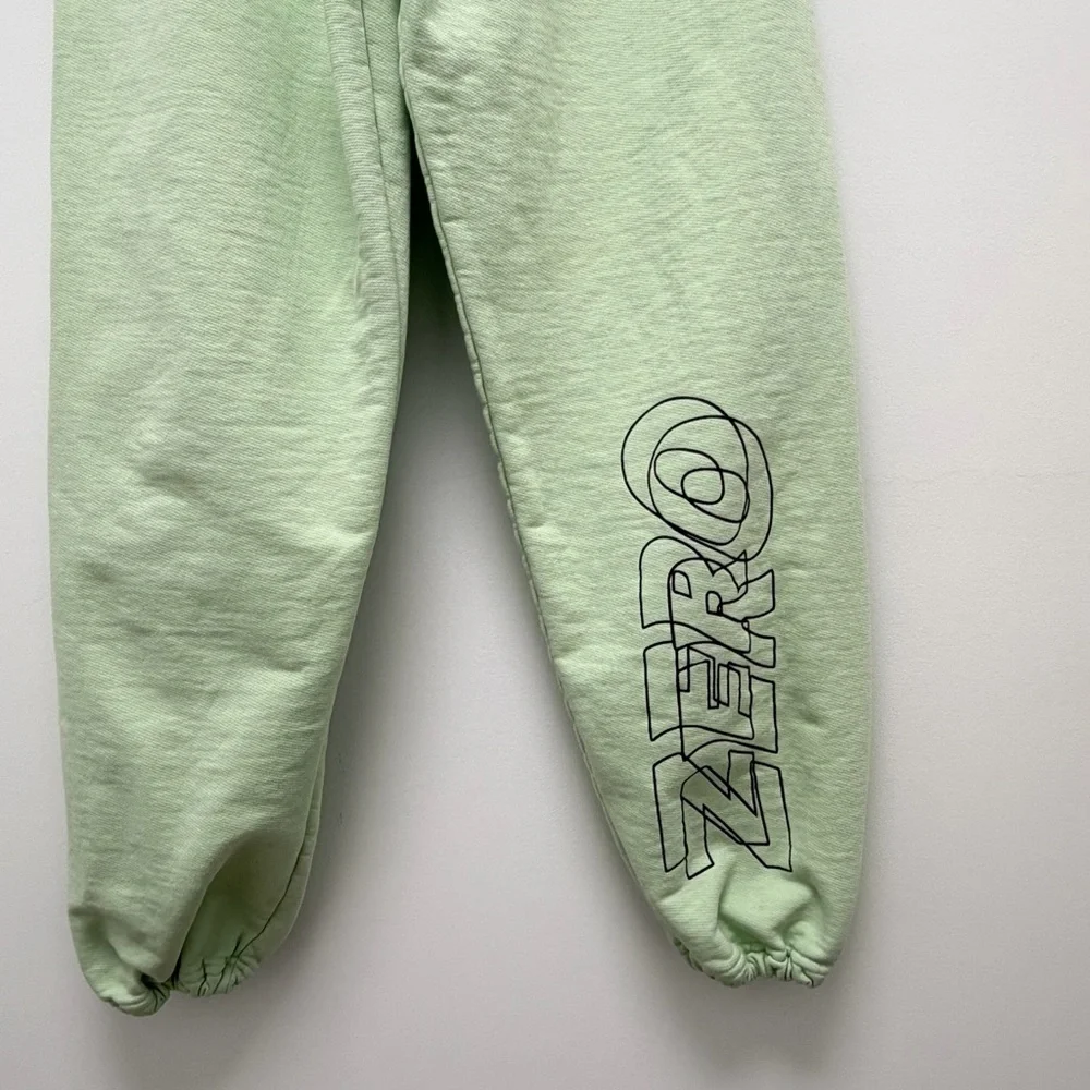 The Mayfair Group It Costs Zero Dollars Sweatpants Green Size Small/Medium